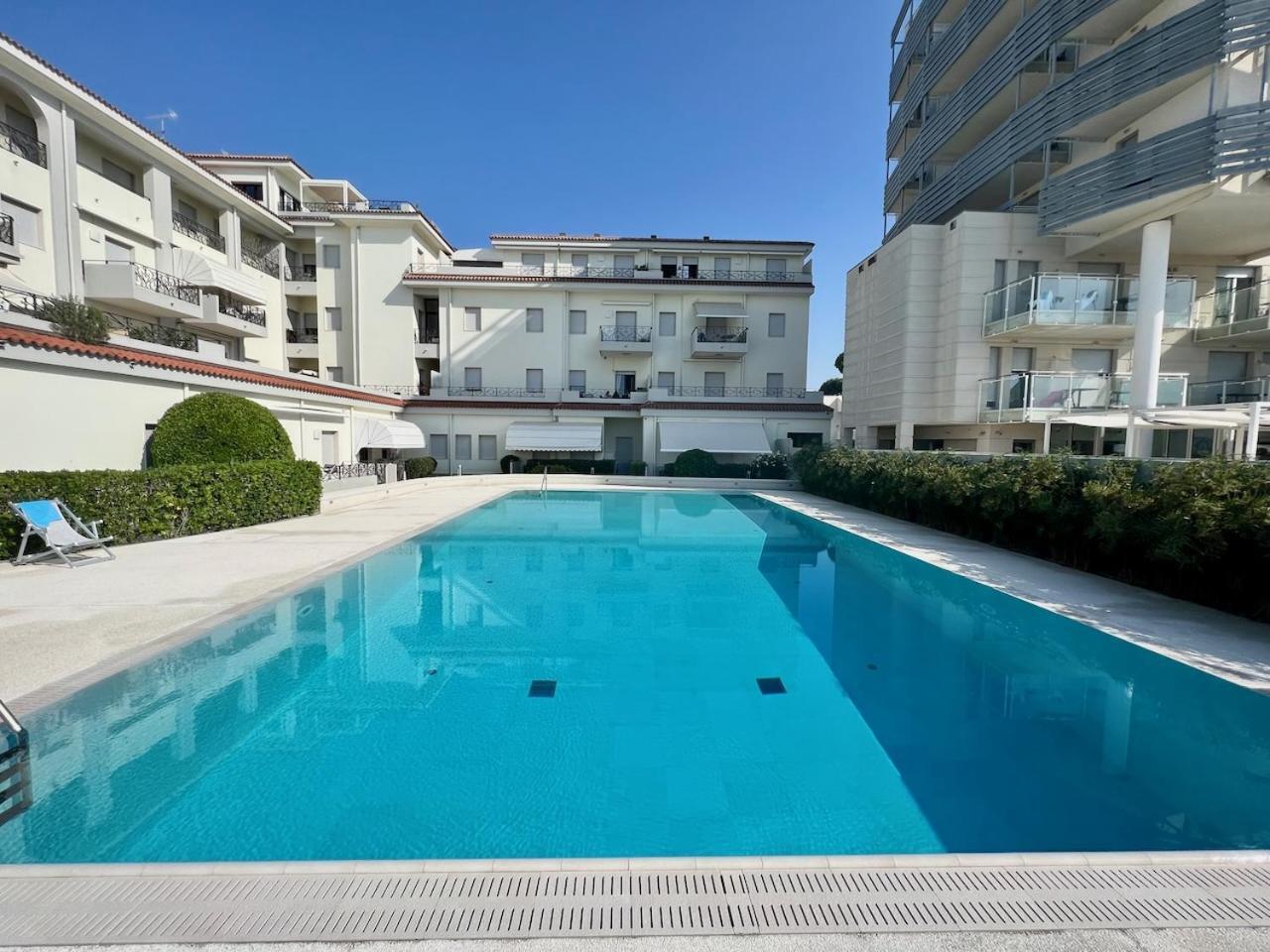 Bagni Miramare - Home Immobiliare Jesolo Екстериор снимка